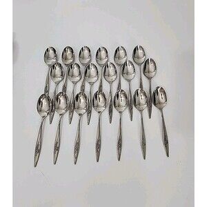 Lot Of 19 Oneidacraft Deluxe Stainless Steel Soup spoons Lasting Rose Pattern
